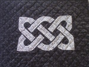 Fusible double-applique Celtic knot class sample