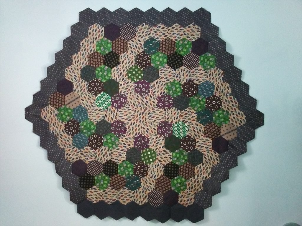Hexagons set in a spiral